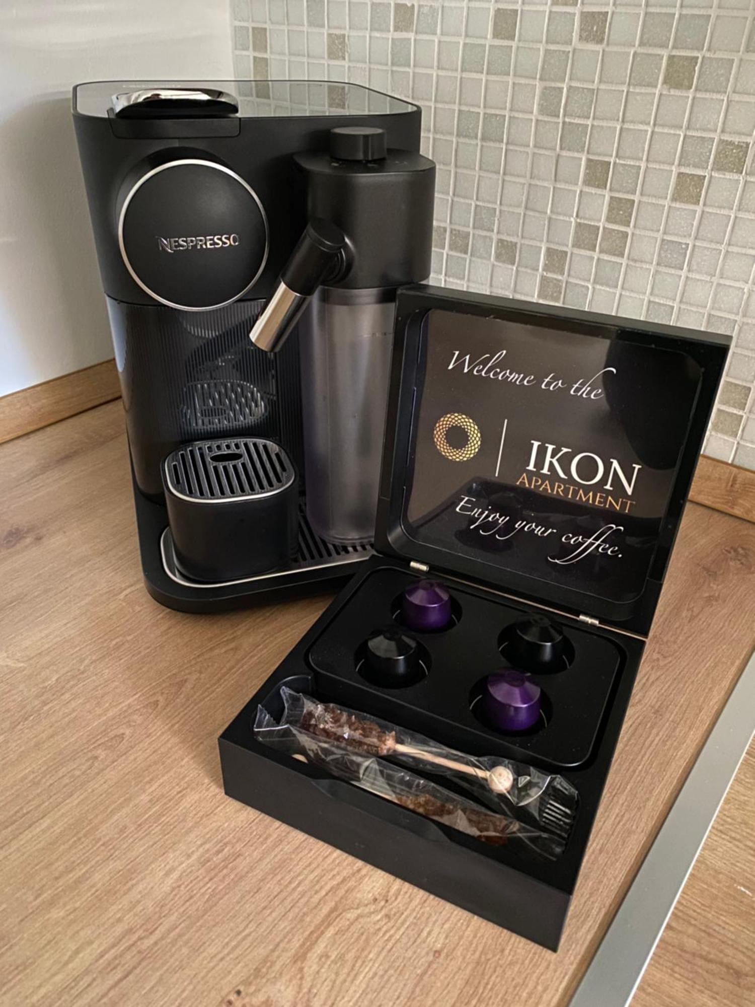 Ikon Apartment Heviz Bagian luar foto